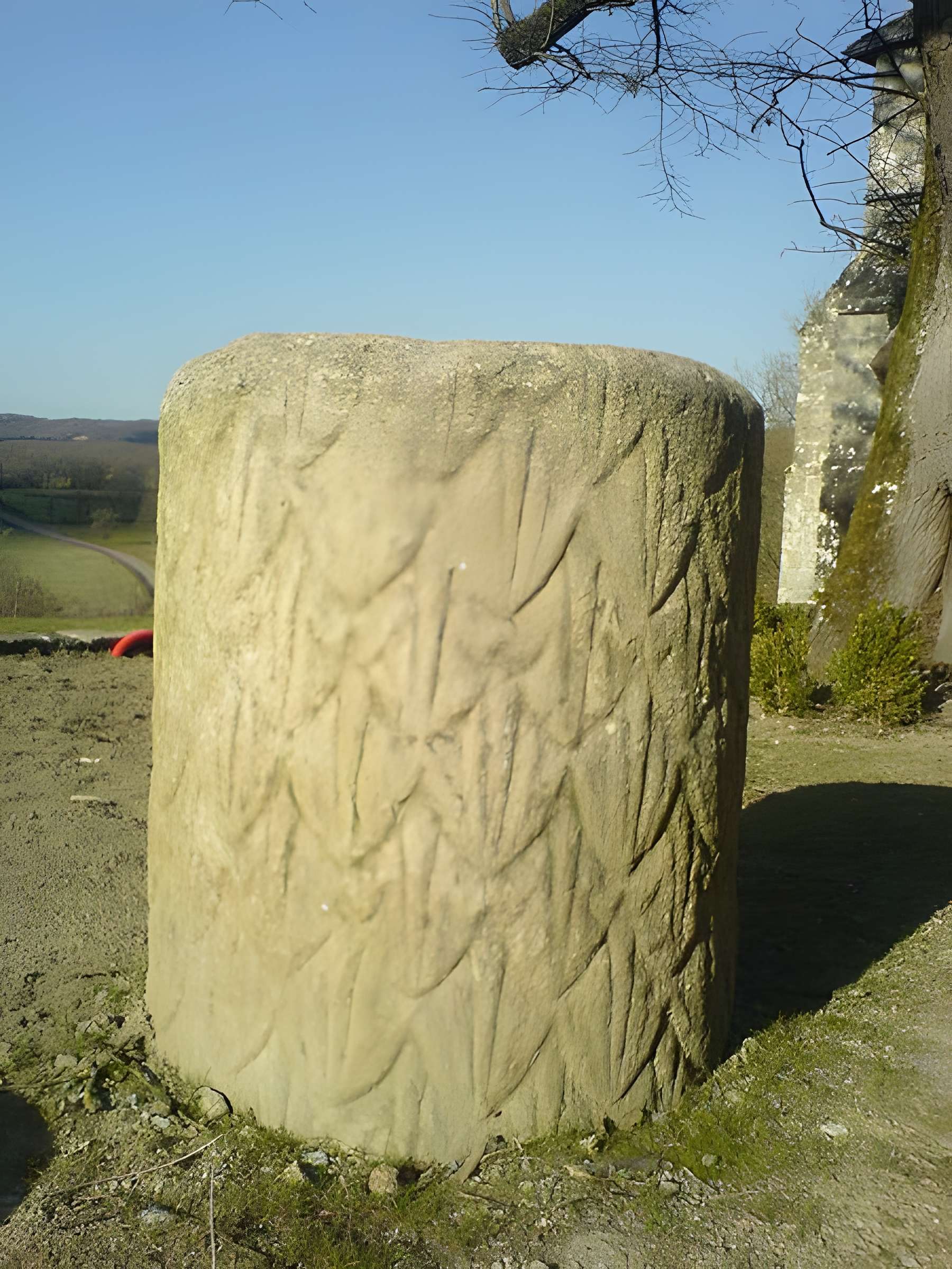 Colonne gallo-romaine de Saint-Martial-le-Mont 