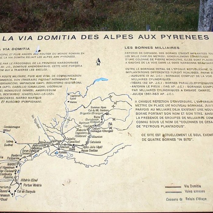 Photo de Trois bornes milliaires, dites Colonnes de César ou Peyrous Plantadous