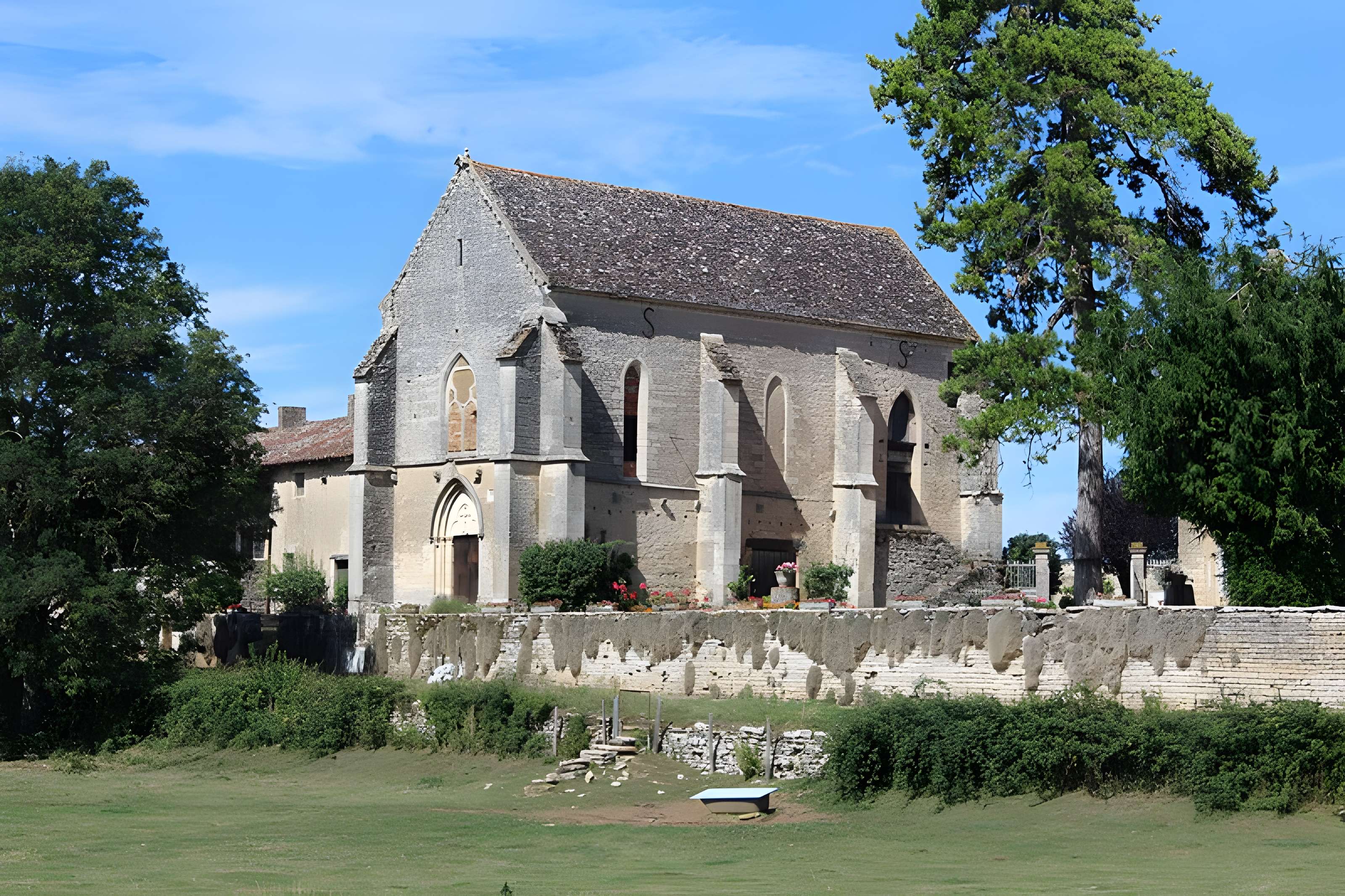 Commanderie Sainte-Catherine de Montbellet