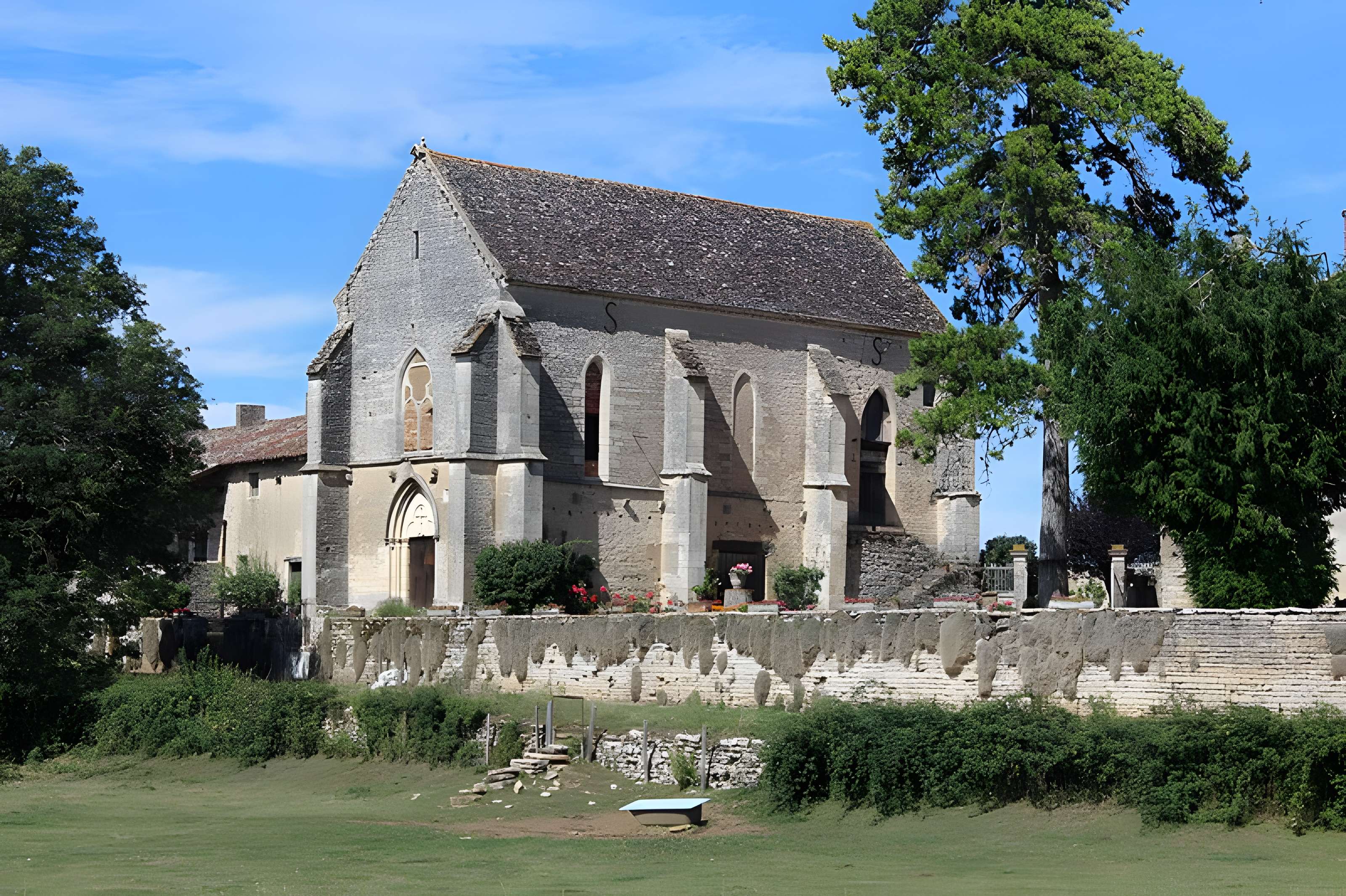 Commanderie Sainte-Catherine de Montbellet