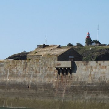 Corps de garde de la jetée de Granville
