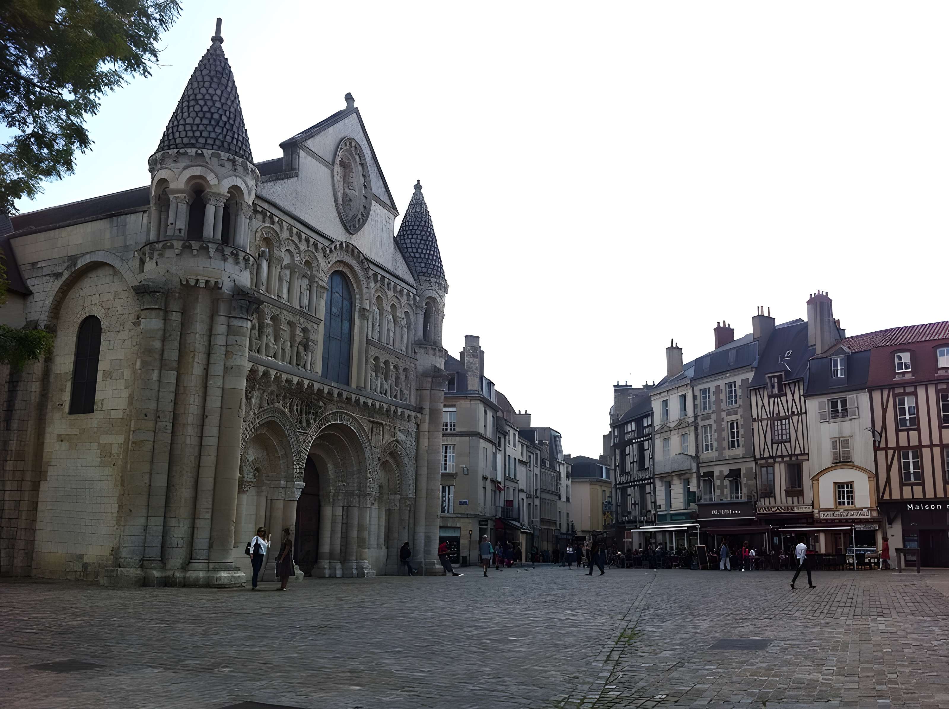 Église Notre-Dame-la-Grande de Poitiers