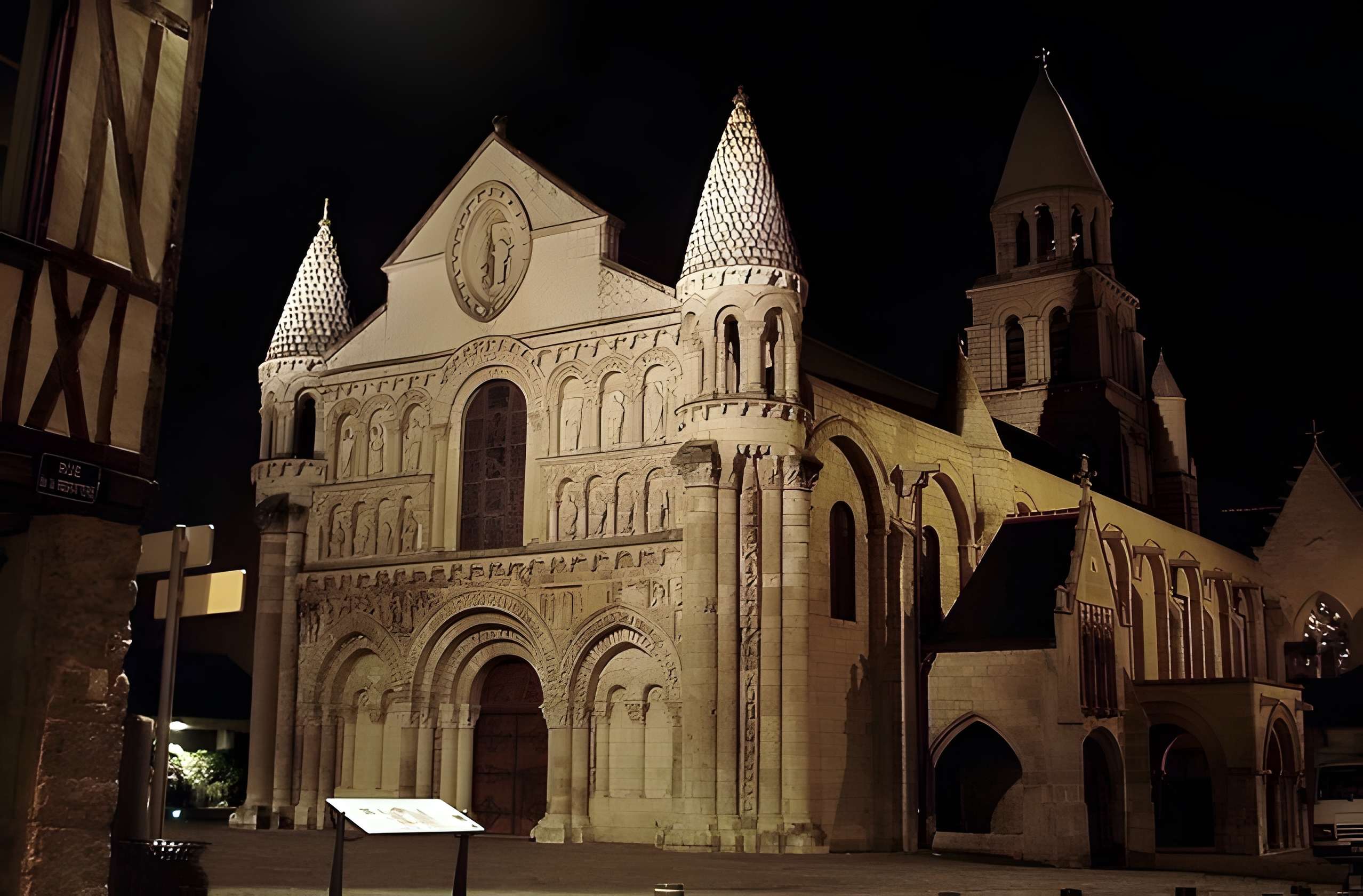Église Notre-Dame-la-Grande de Poitiers