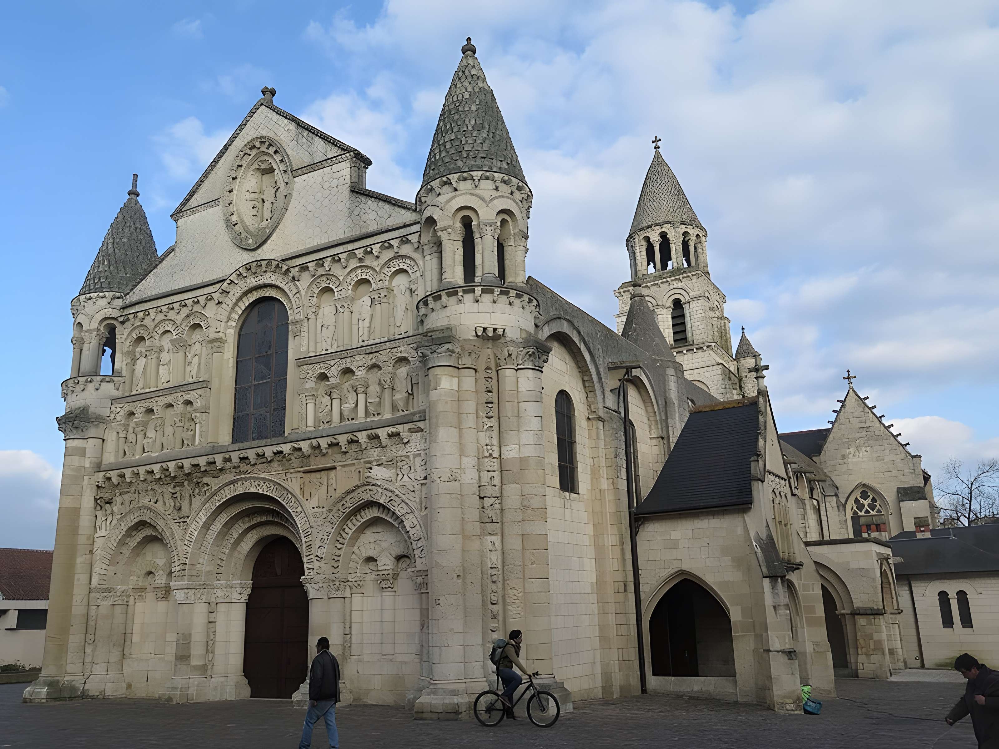 Église Notre-Dame-la-Grande de Poitiers