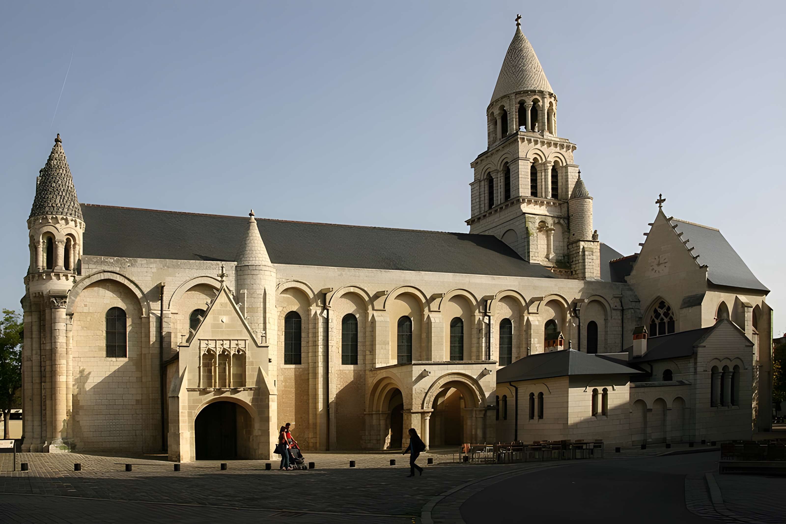 Église Notre-Dame-la-Grande de Poitiers