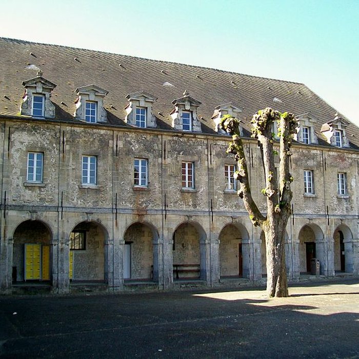 Photo de Couvent de la Présentation-Notre-Dame de Senlis