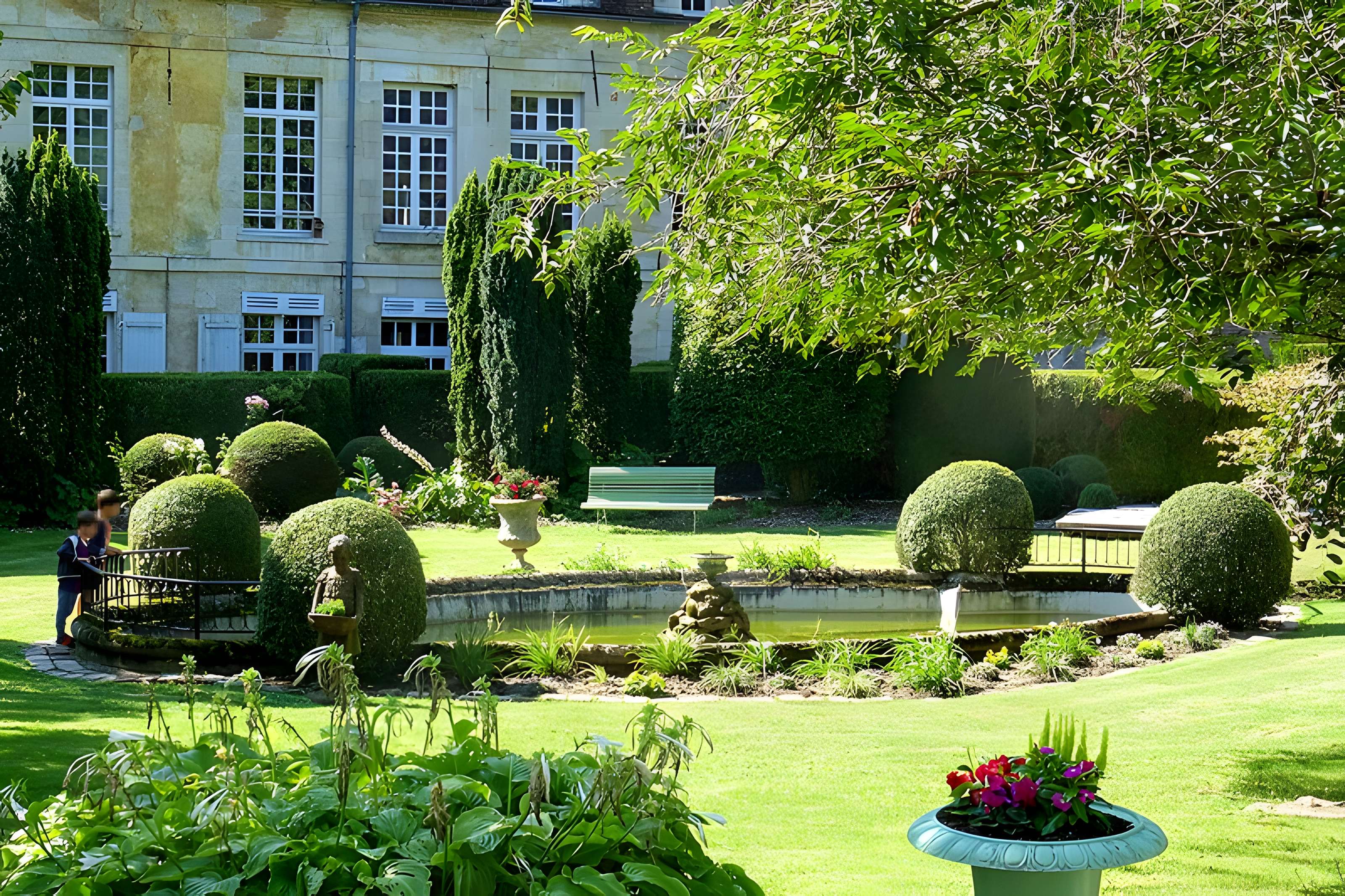 Couvent de la Présentation-Notre-Dame de Senlis