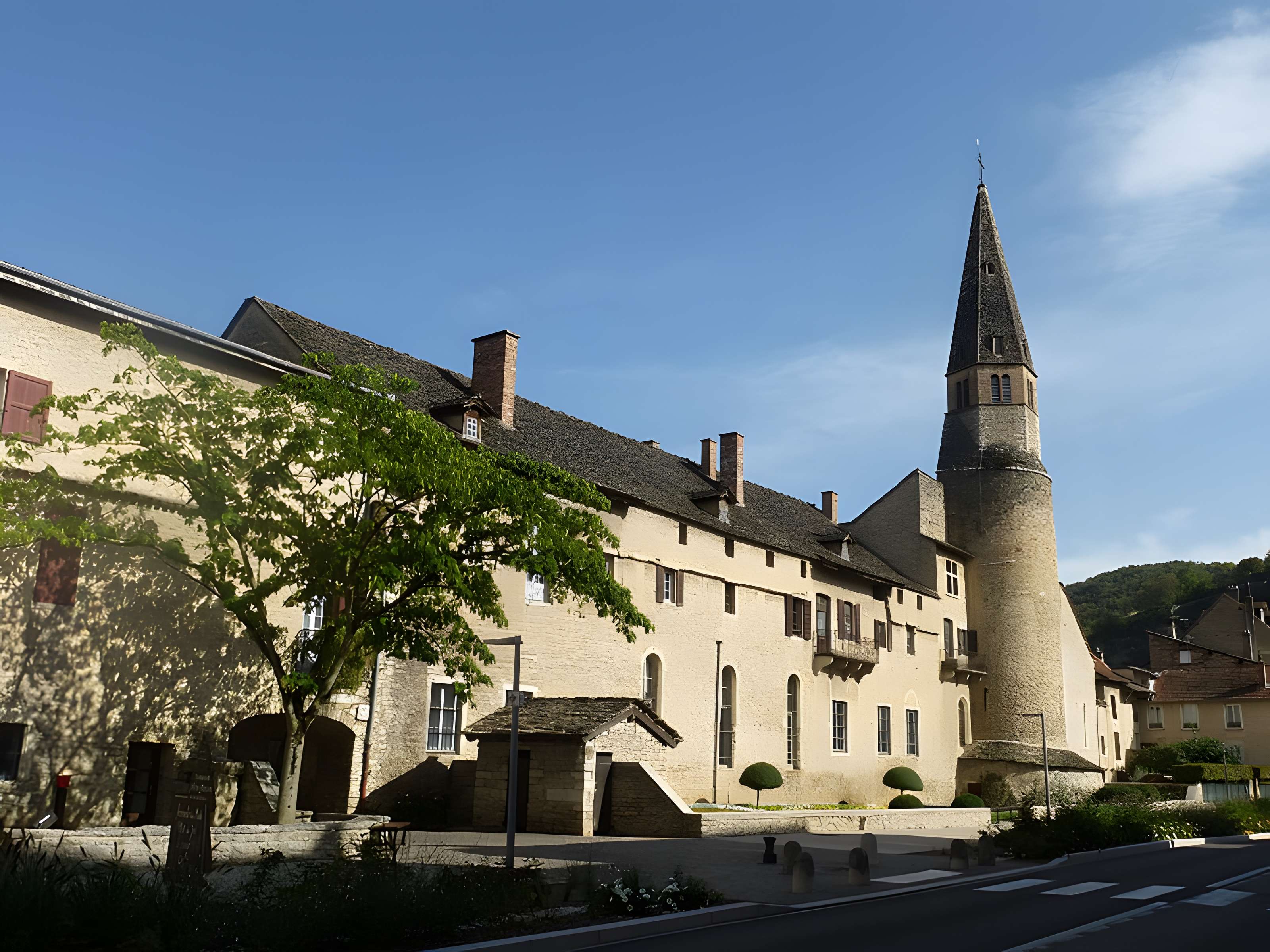 Couvent des Augustins de Crémieu