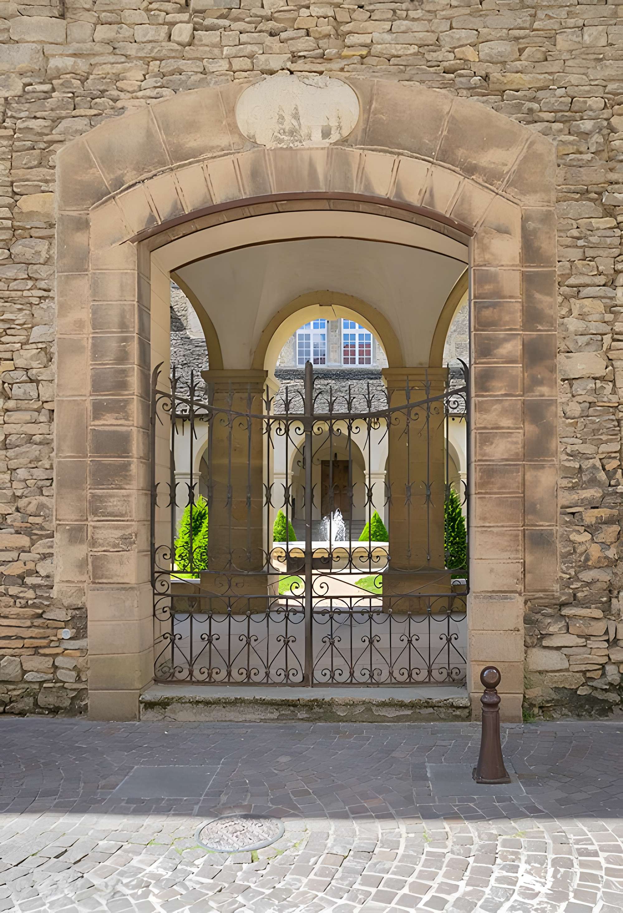Couvent des Augustins de Crémieu