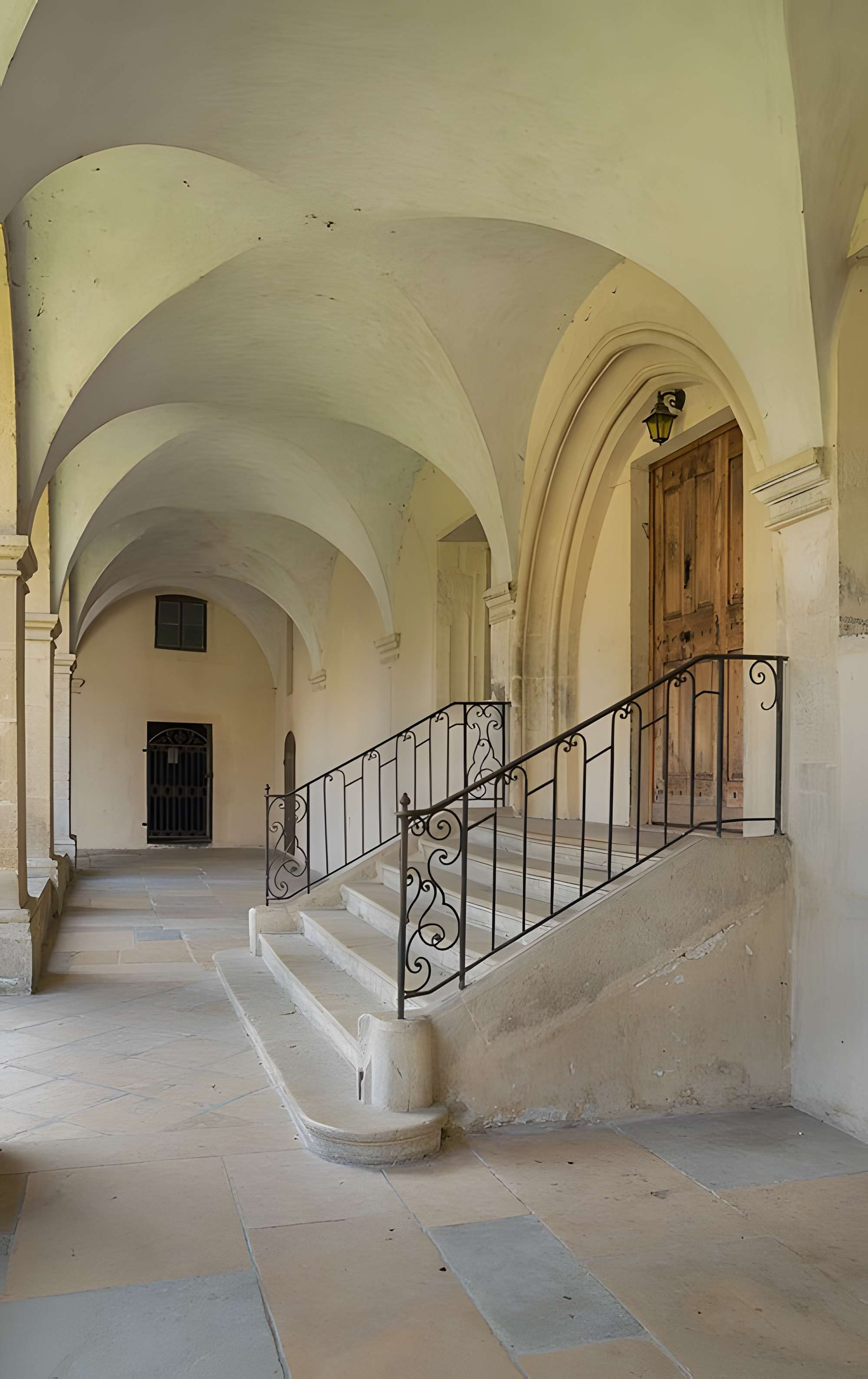 Couvent des Augustins de Crémieu