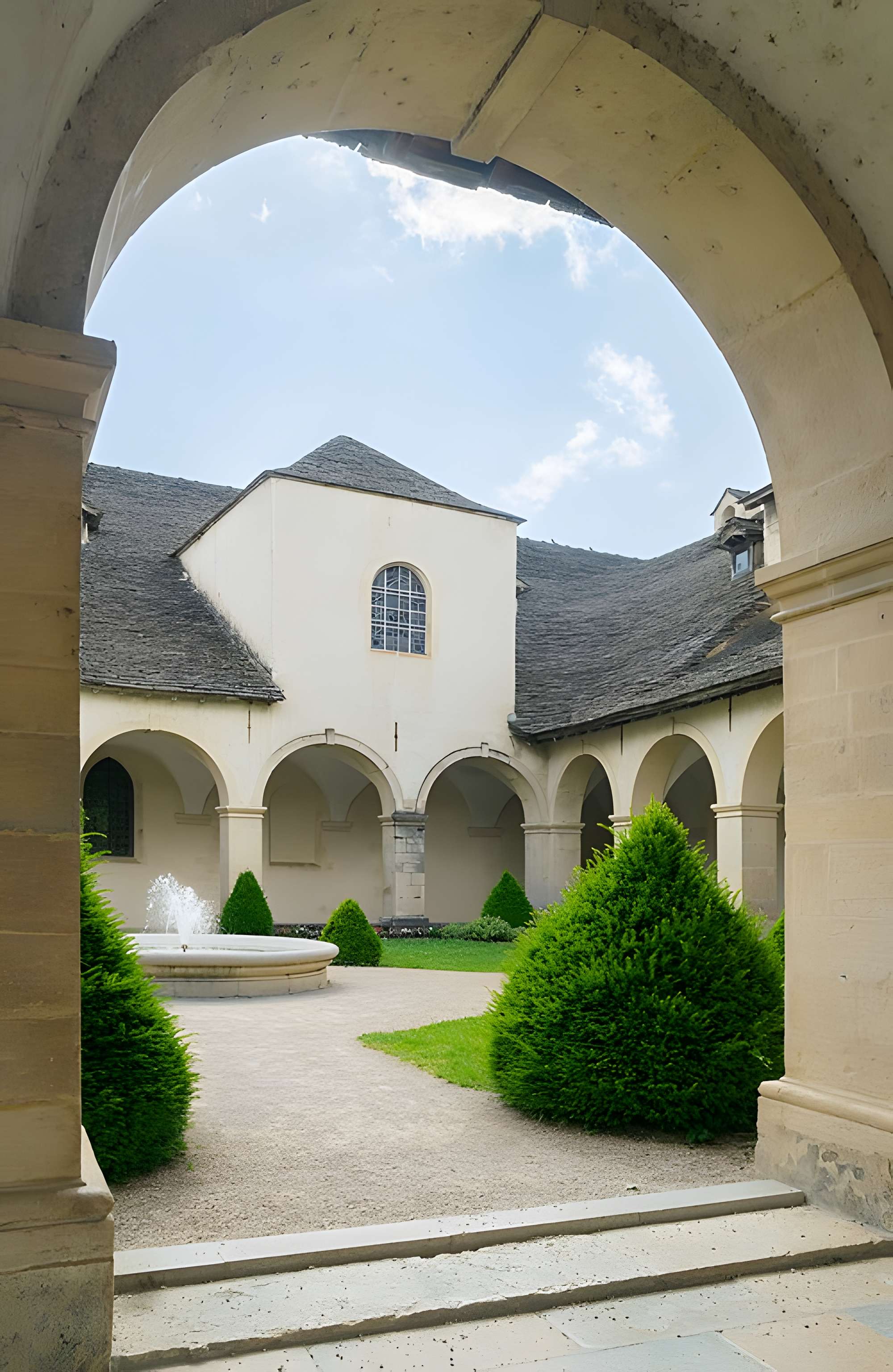 Couvent des Augustins de Crémieu