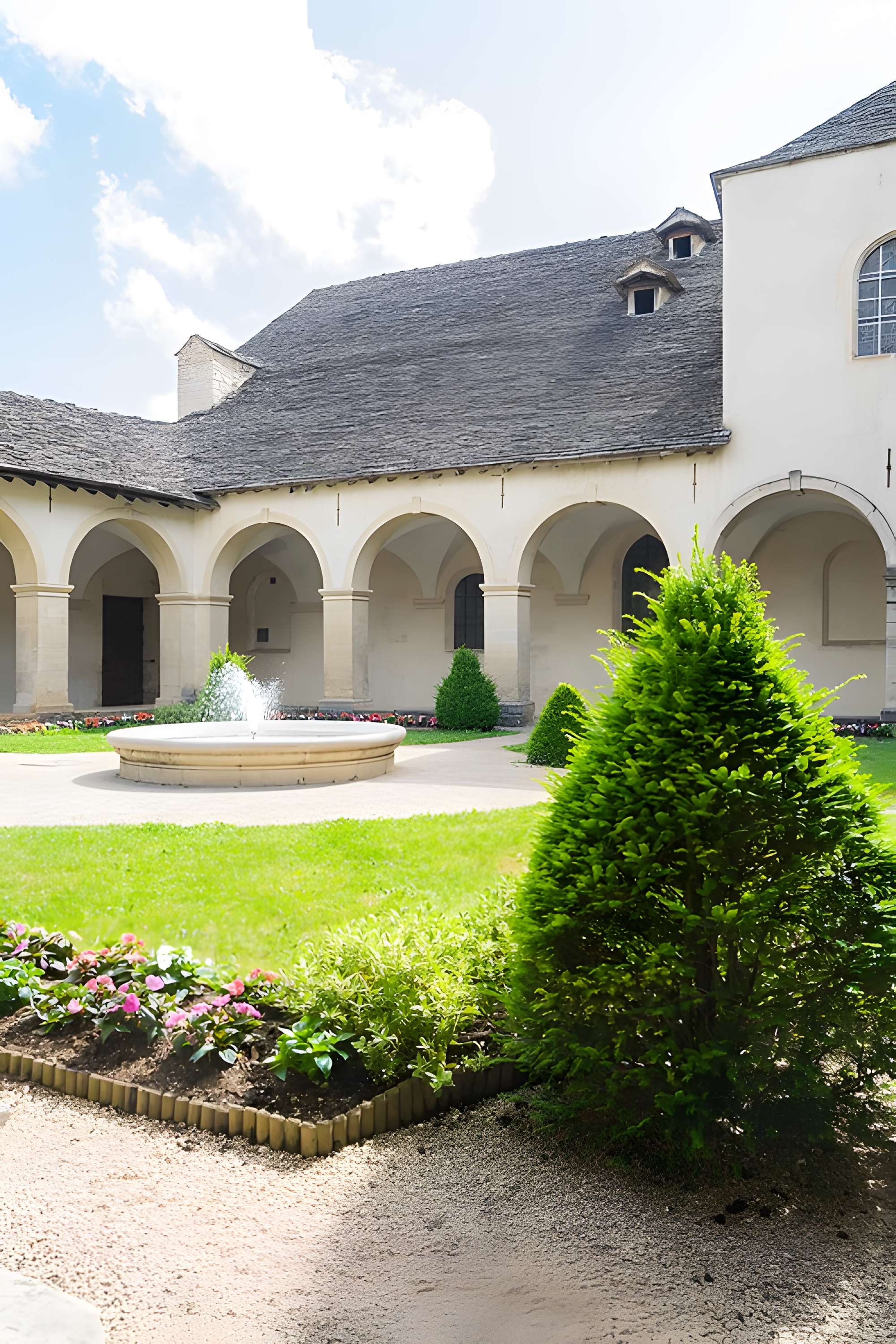 Couvent des Augustins de Crémieu