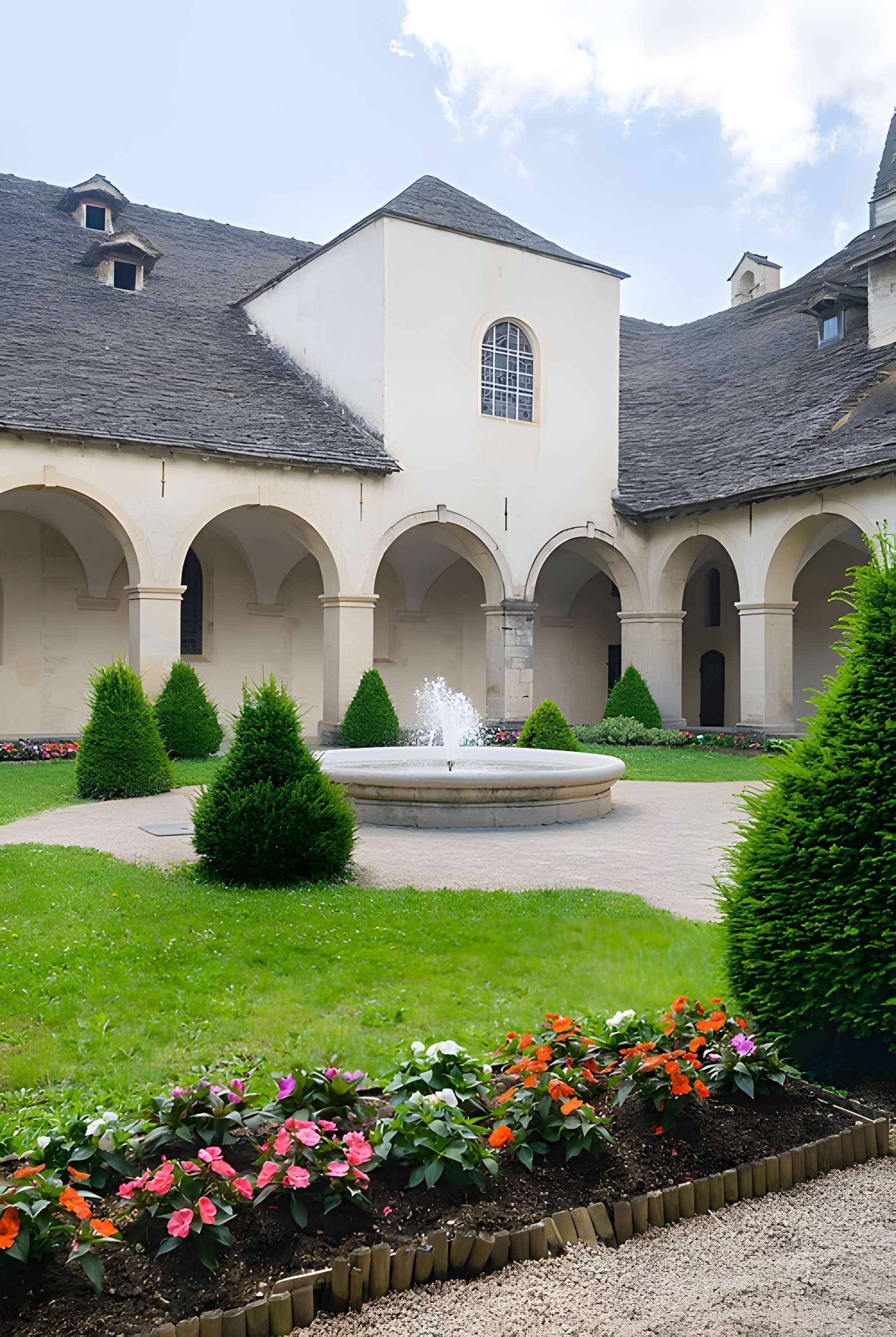 Couvent des Augustins de Crémieu