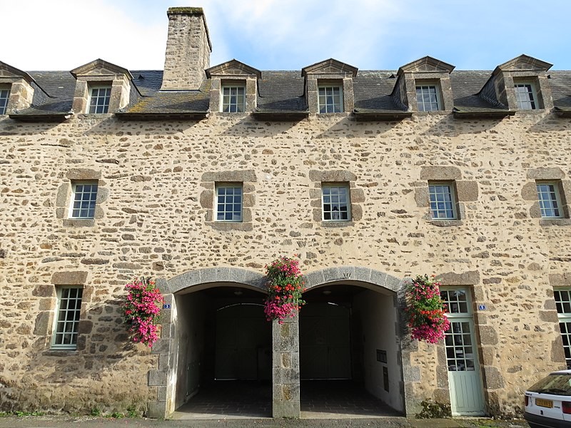Photo de Couvent des Bénédictines de Lassay-les-Châteaux