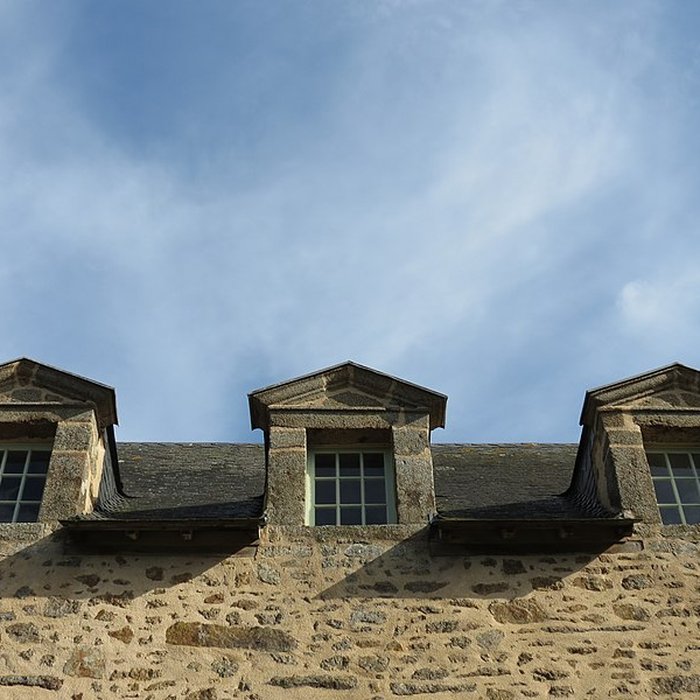 Photo de Couvent des Bénédictines de Lassay-les-Châteaux