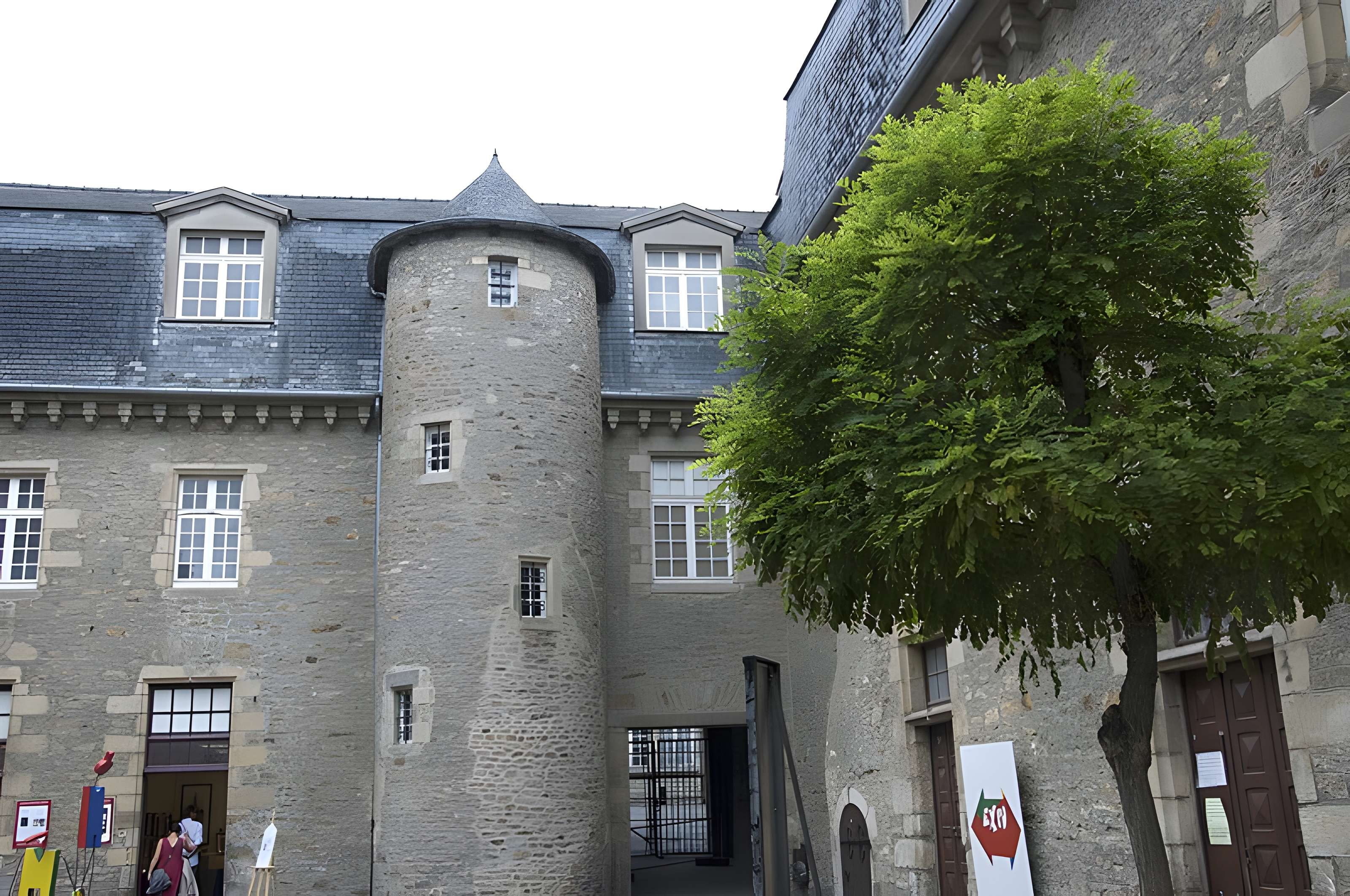 Couvent des Cordeliers de Dinan