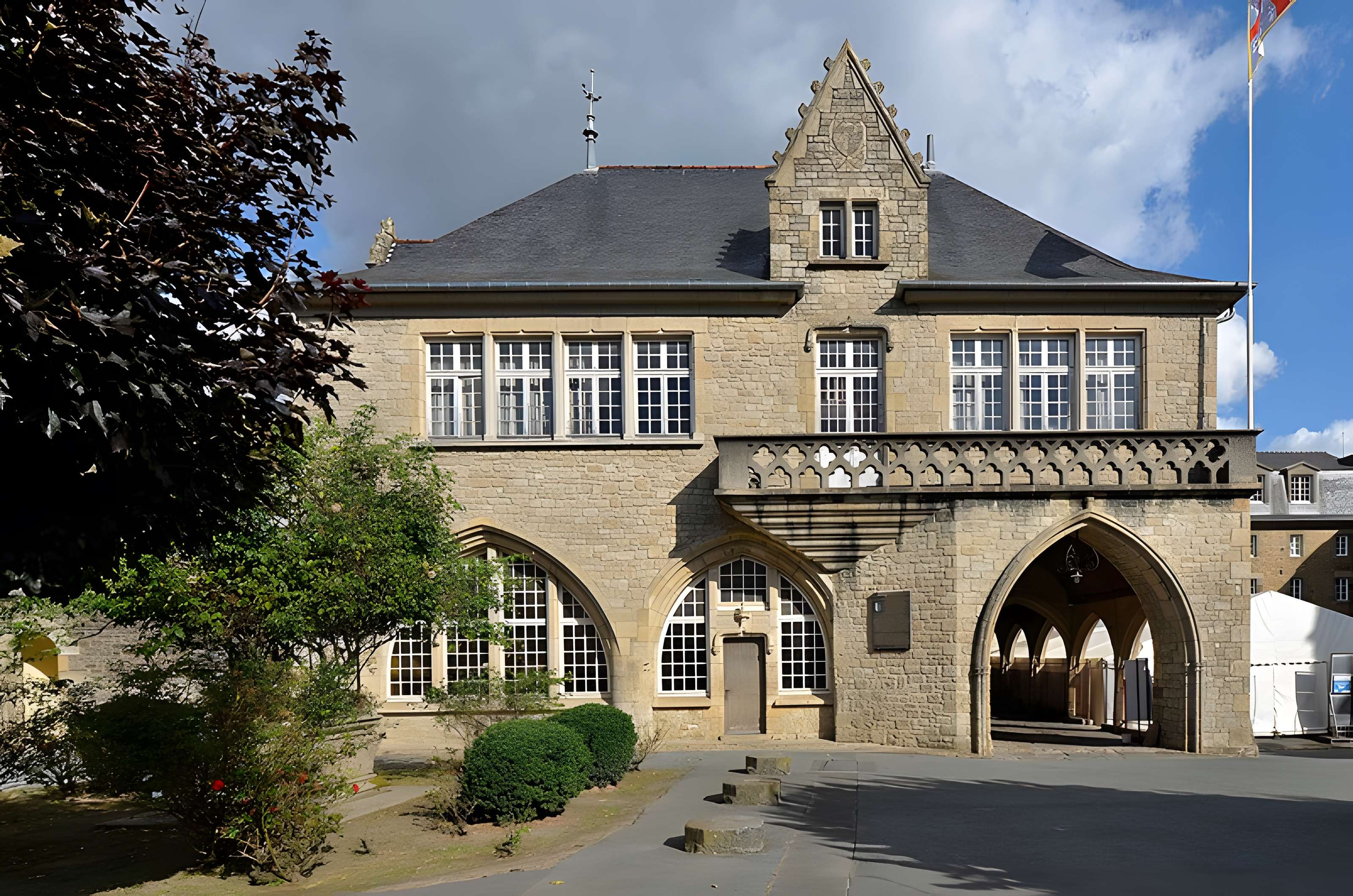 Couvent des Cordeliers de Dinan