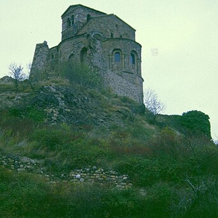 Photo de Église prieurale de Saint-Romain-le-Puy