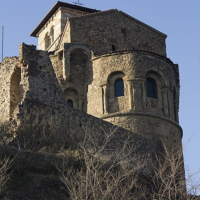 Photo de Église prieurale de Saint-Romain-le-Puy