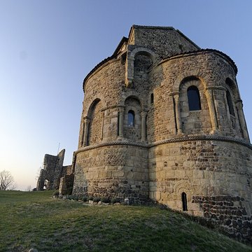 Église prieurale de Saint-Romain-le-Puy