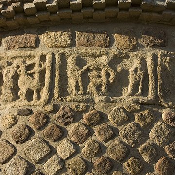 Église prieurale de Saint-Romain-le-Puy