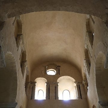 Église prieurale de Saint-Romain-le-Puy