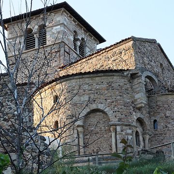 Église prieurale de Saint-Romain-le-Puy