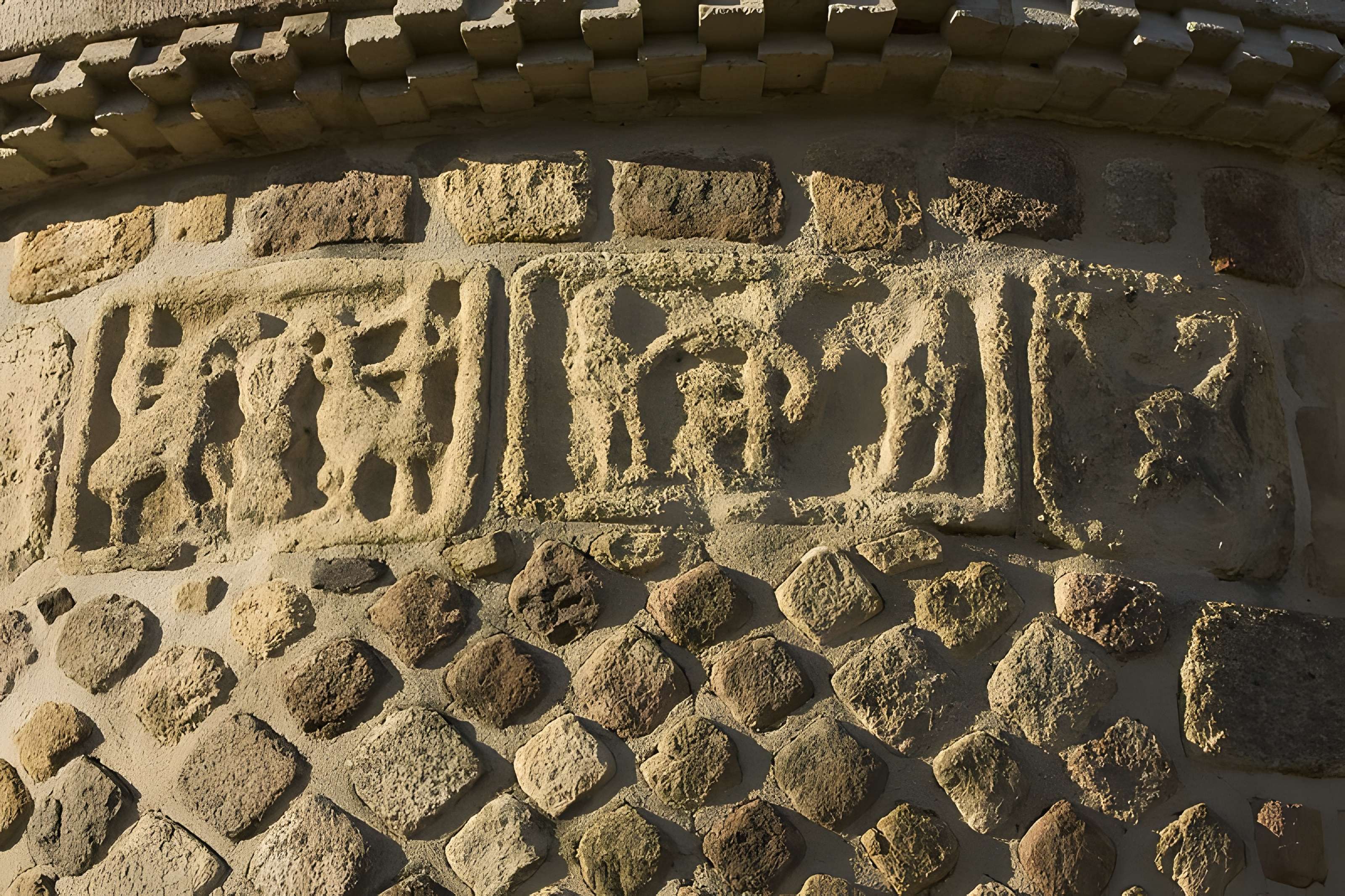 Église prieurale de Saint-Romain-le-Puy