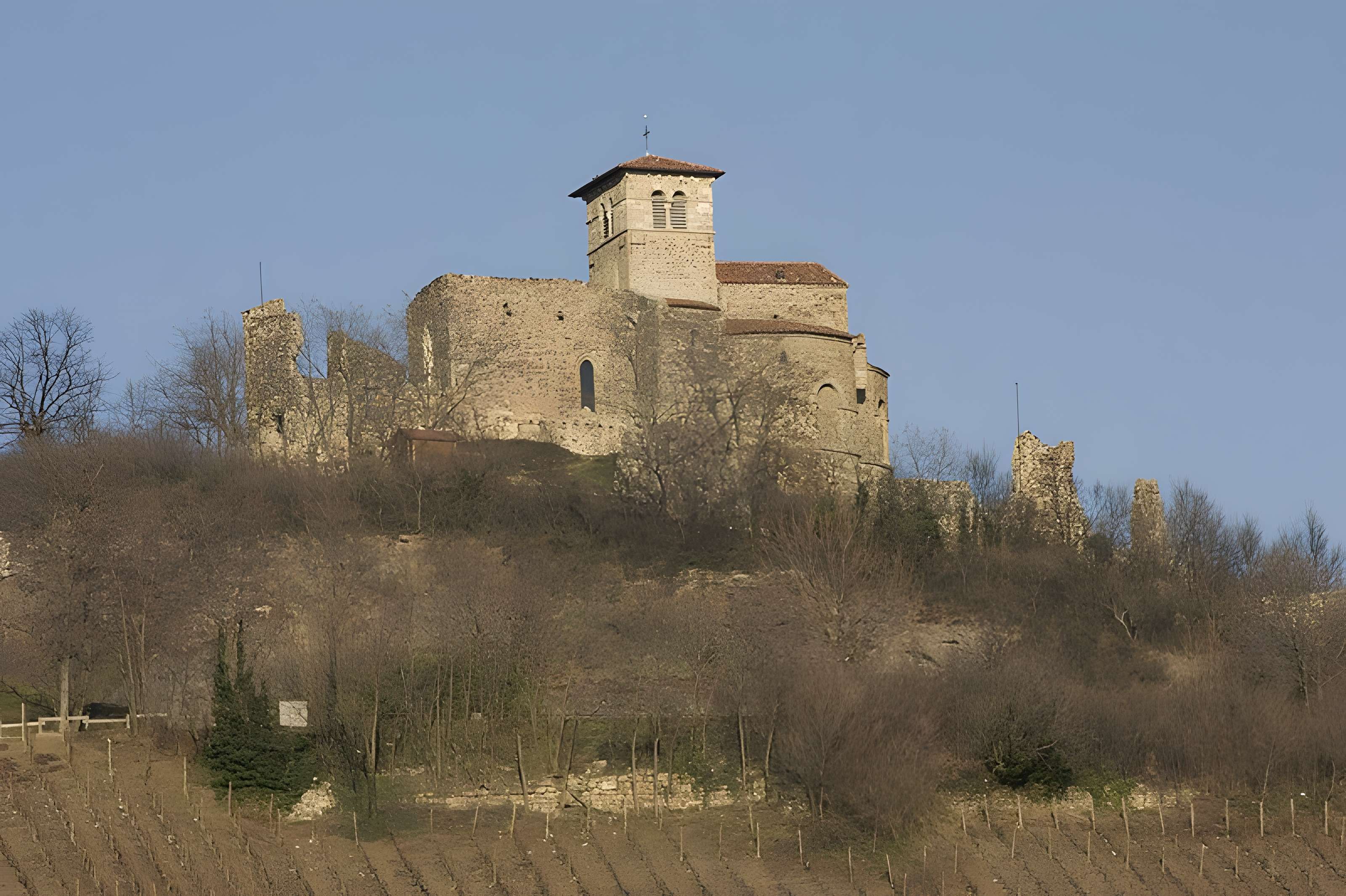 Église prieurale de Saint-Romain-le-Puy