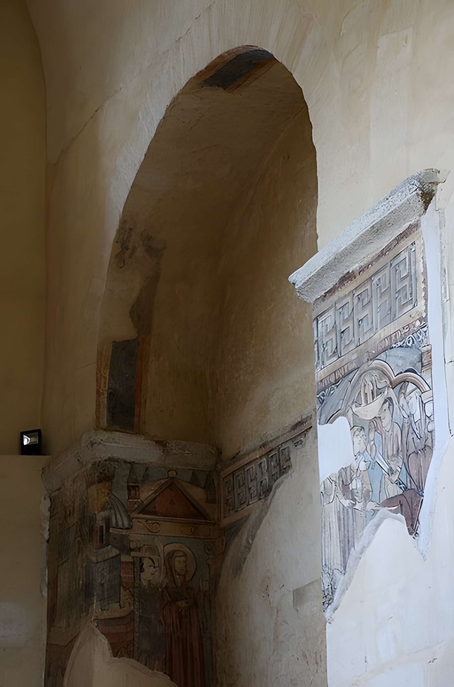 Église prieurale de Saint-Romain-le-Puy