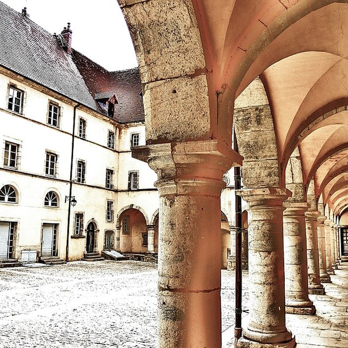 Photo de Couvent des Ursulines de Poligny