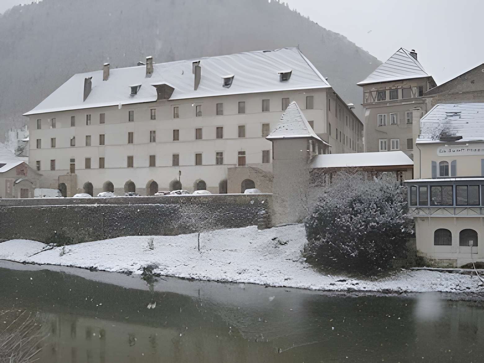 Couvent des Ursulines de Saint-Hippolyte 