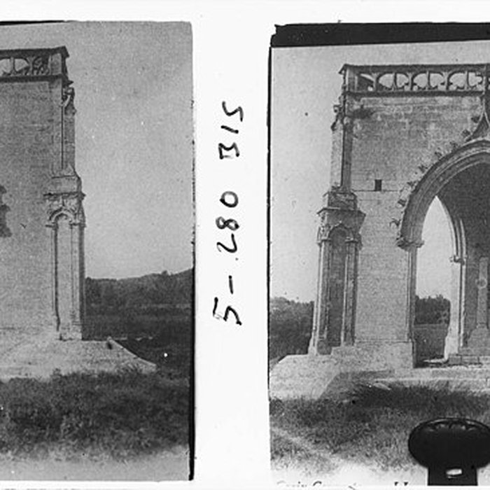 Photo de Croix couverte de Beaucaire