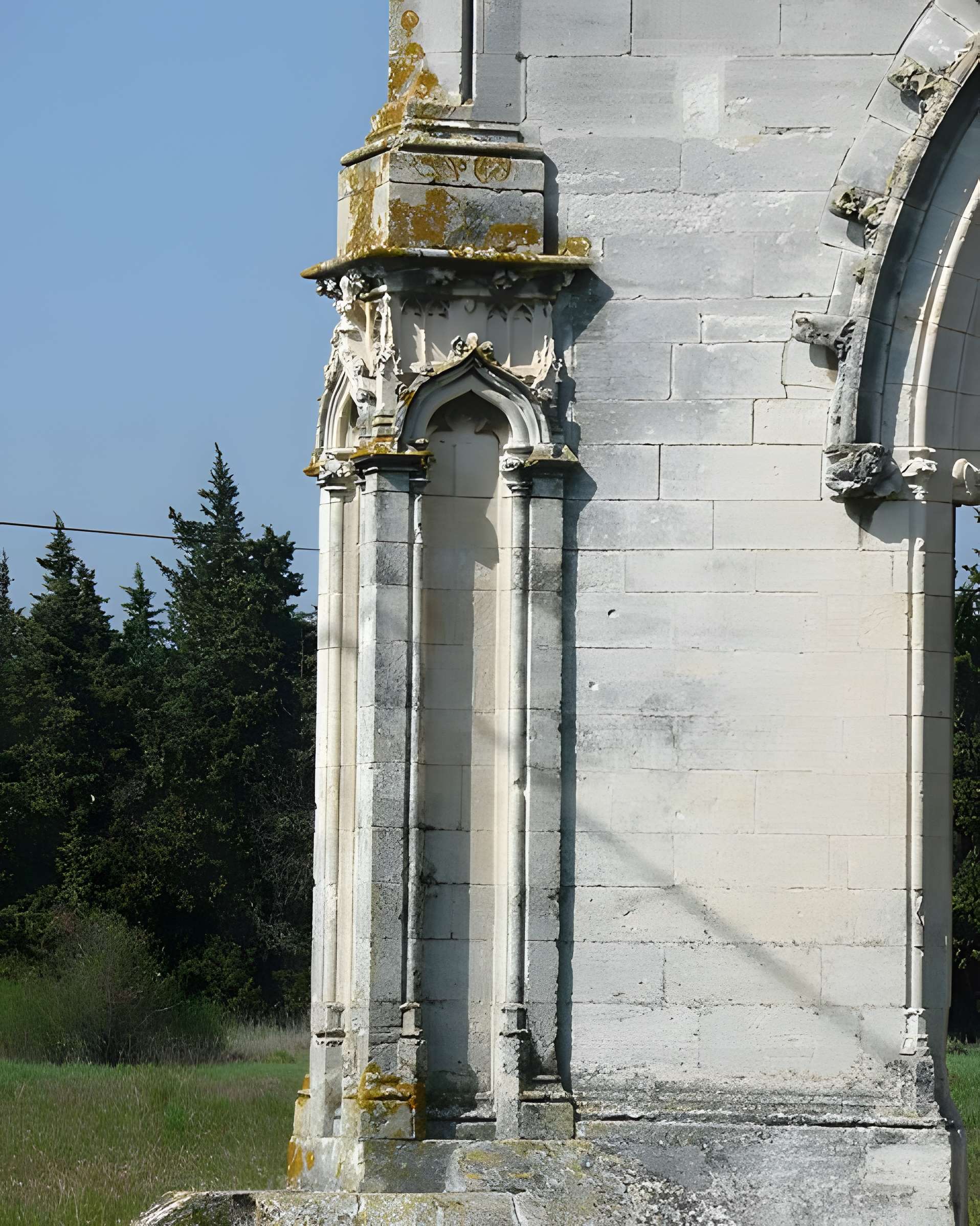 Croix couverte de Beaucaire