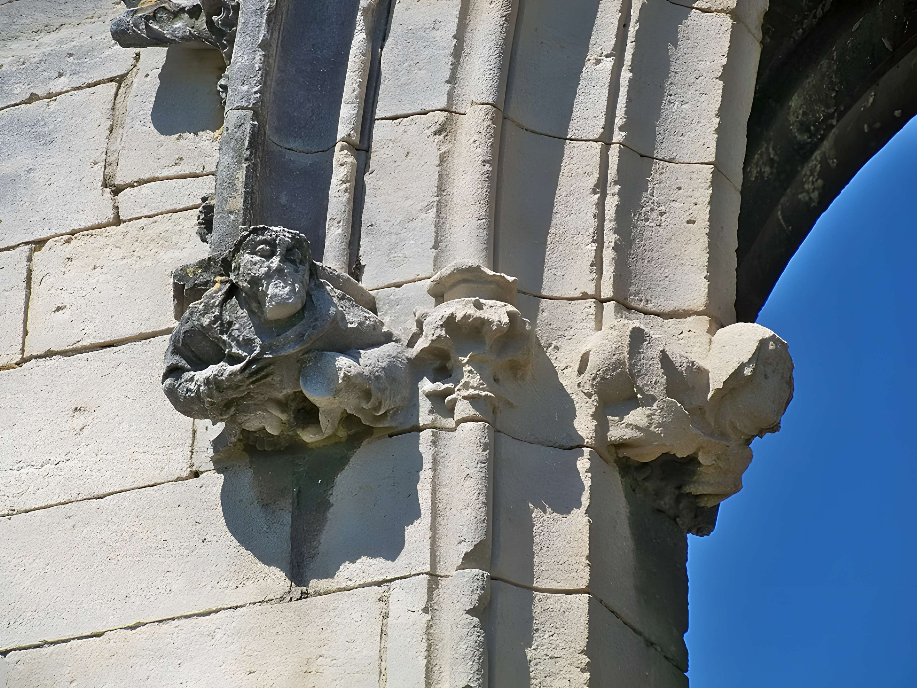 Croix couverte de Beaucaire