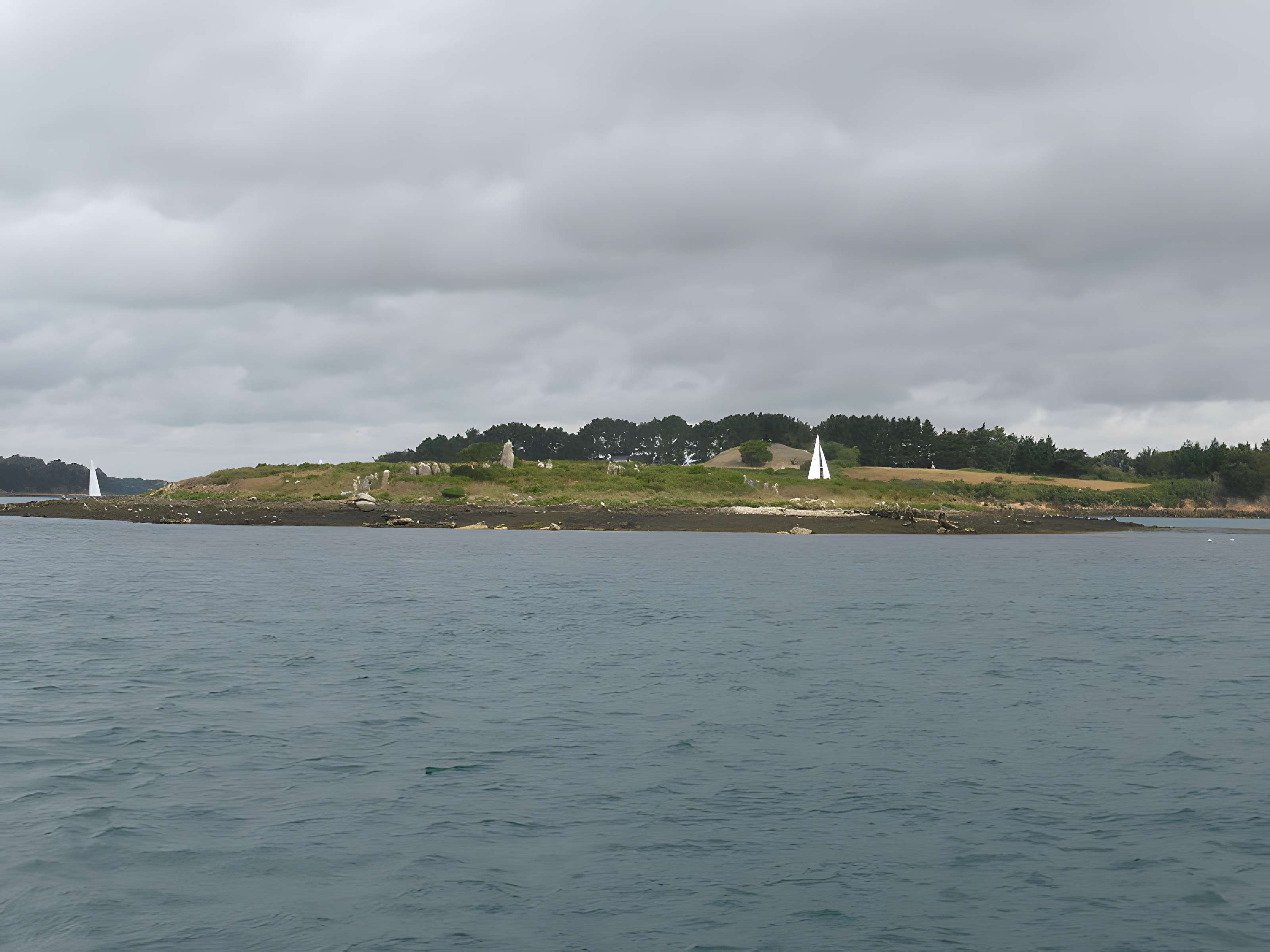 Cromlechs et ilots d'Er-Lanic