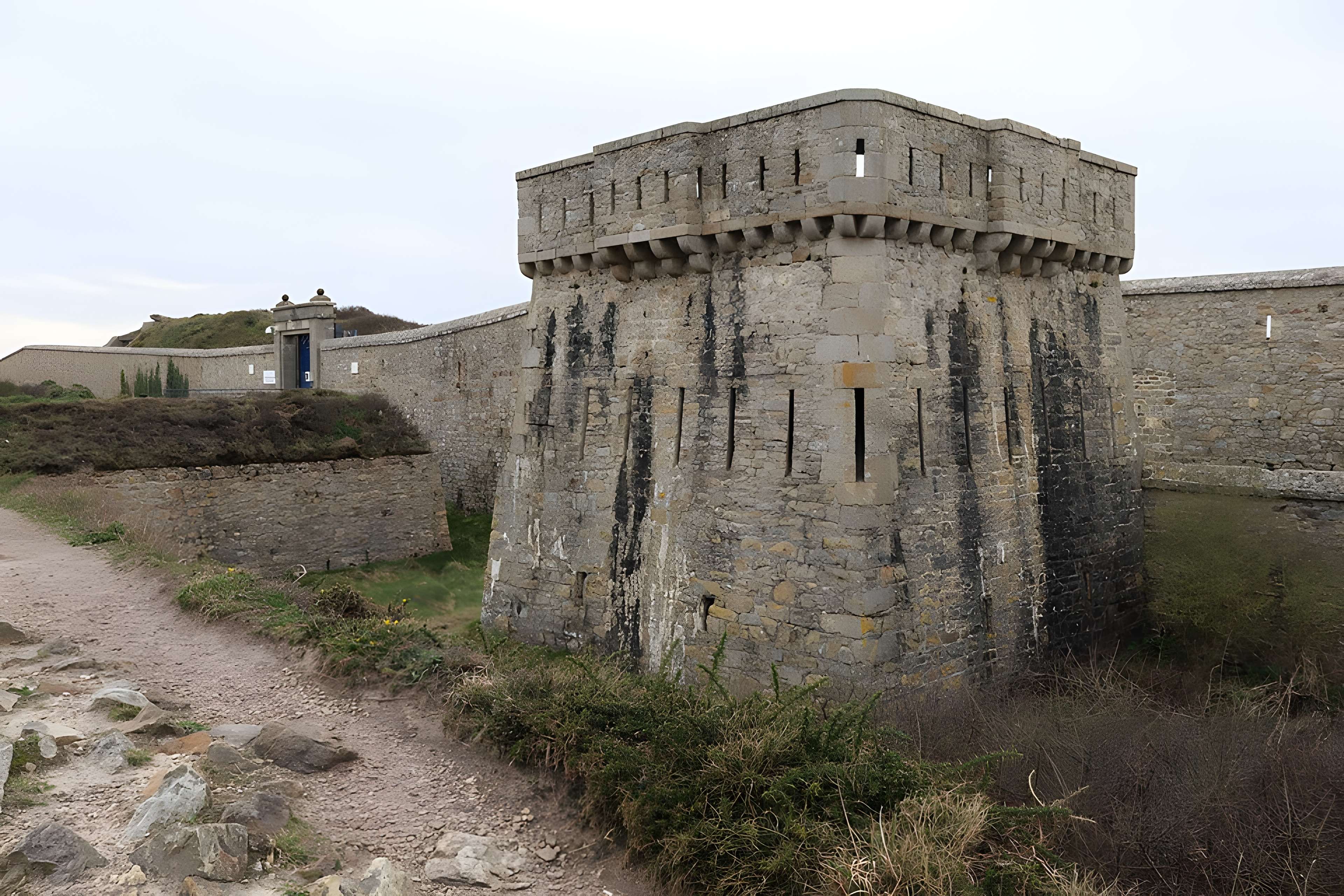 Défenses de la Pointe du Toulinguet