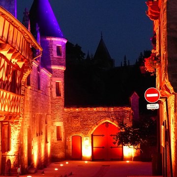 Deux maisons en pans de bois 5-7 Rue des Trente à Josselin