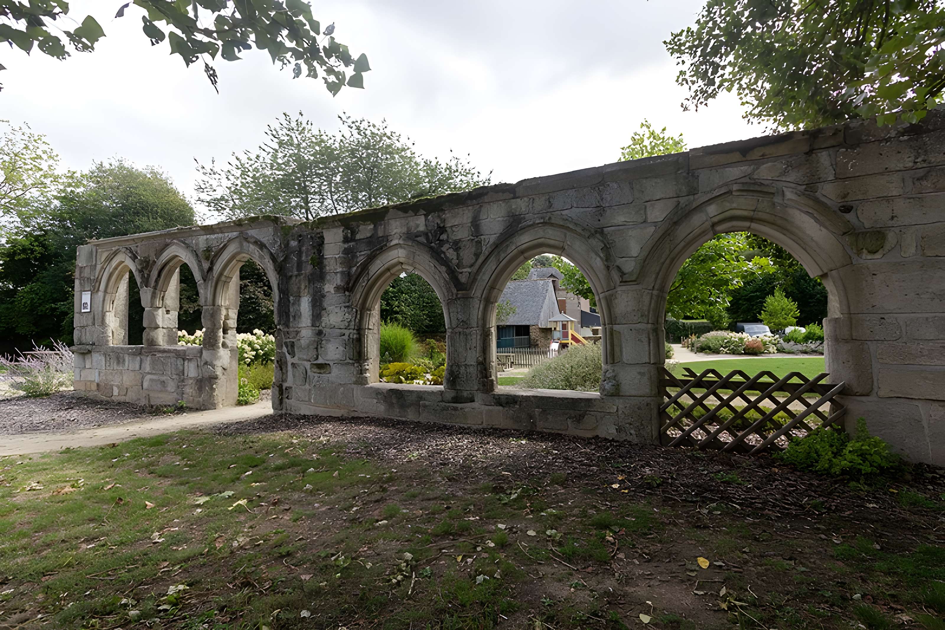Deux maisons en pans de bois 5-7 Rue des Trente à Josselin