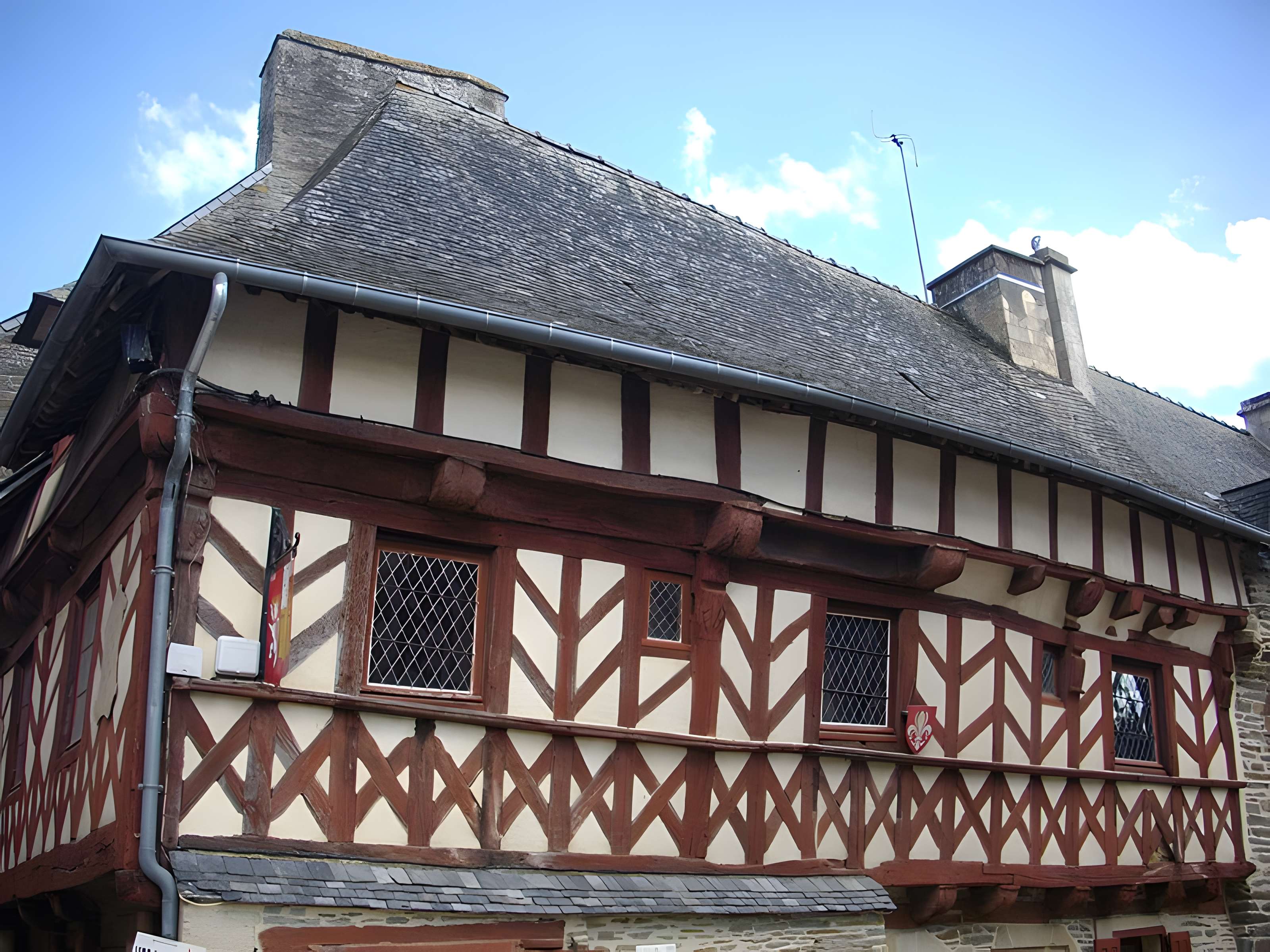 Deux maisons en pans de bois 5-7 Rue des Trente à Josselin