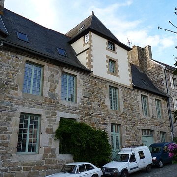 Maison à tour carrée, 7 Place Yves-Le-Trocquer à Pontrieux