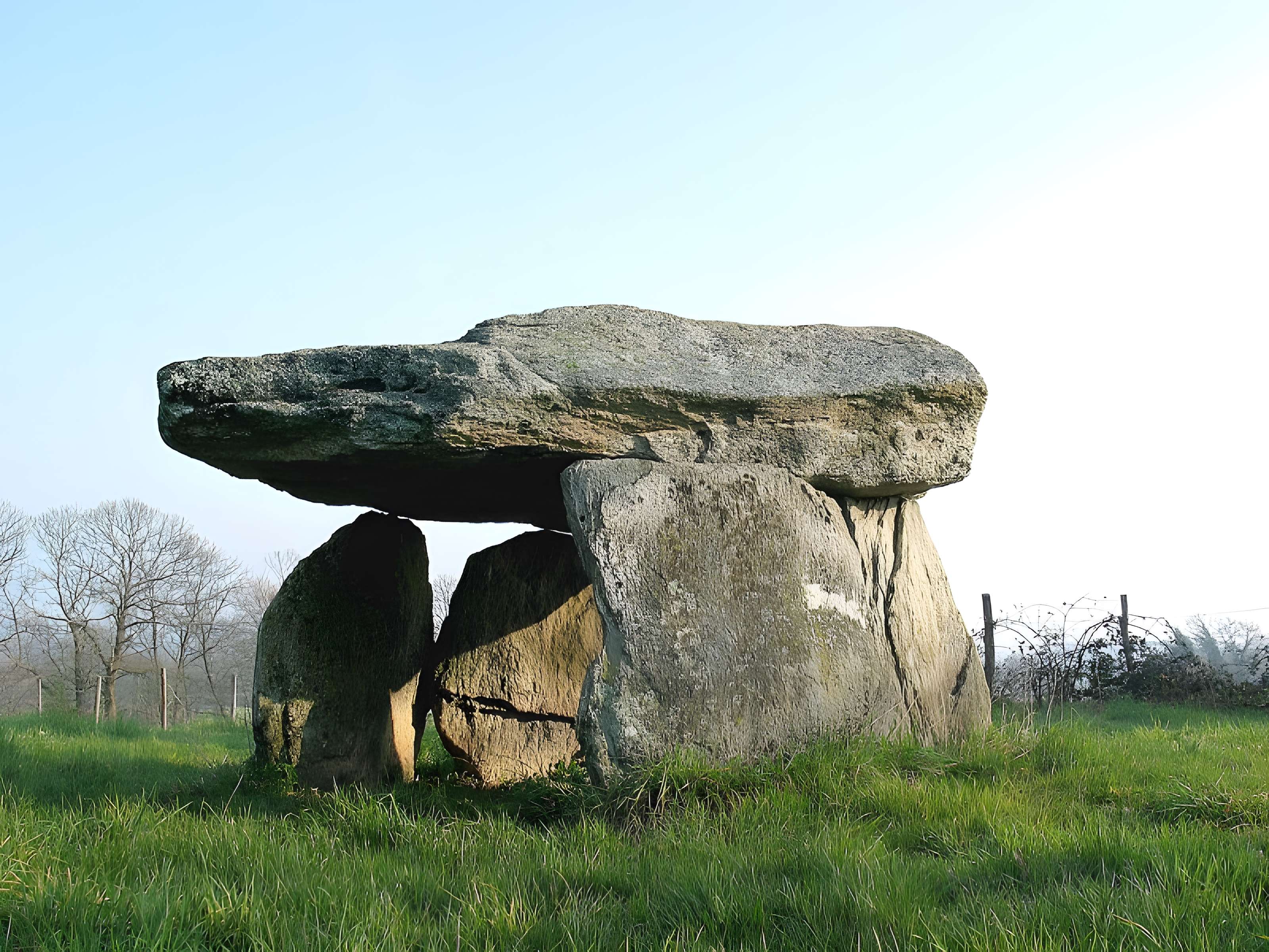 Dolmen de Bagnol de Fromental 