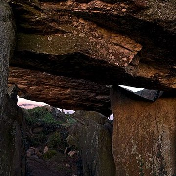 Dolmen de Boutouiller à Saint-Pol-de-Léon