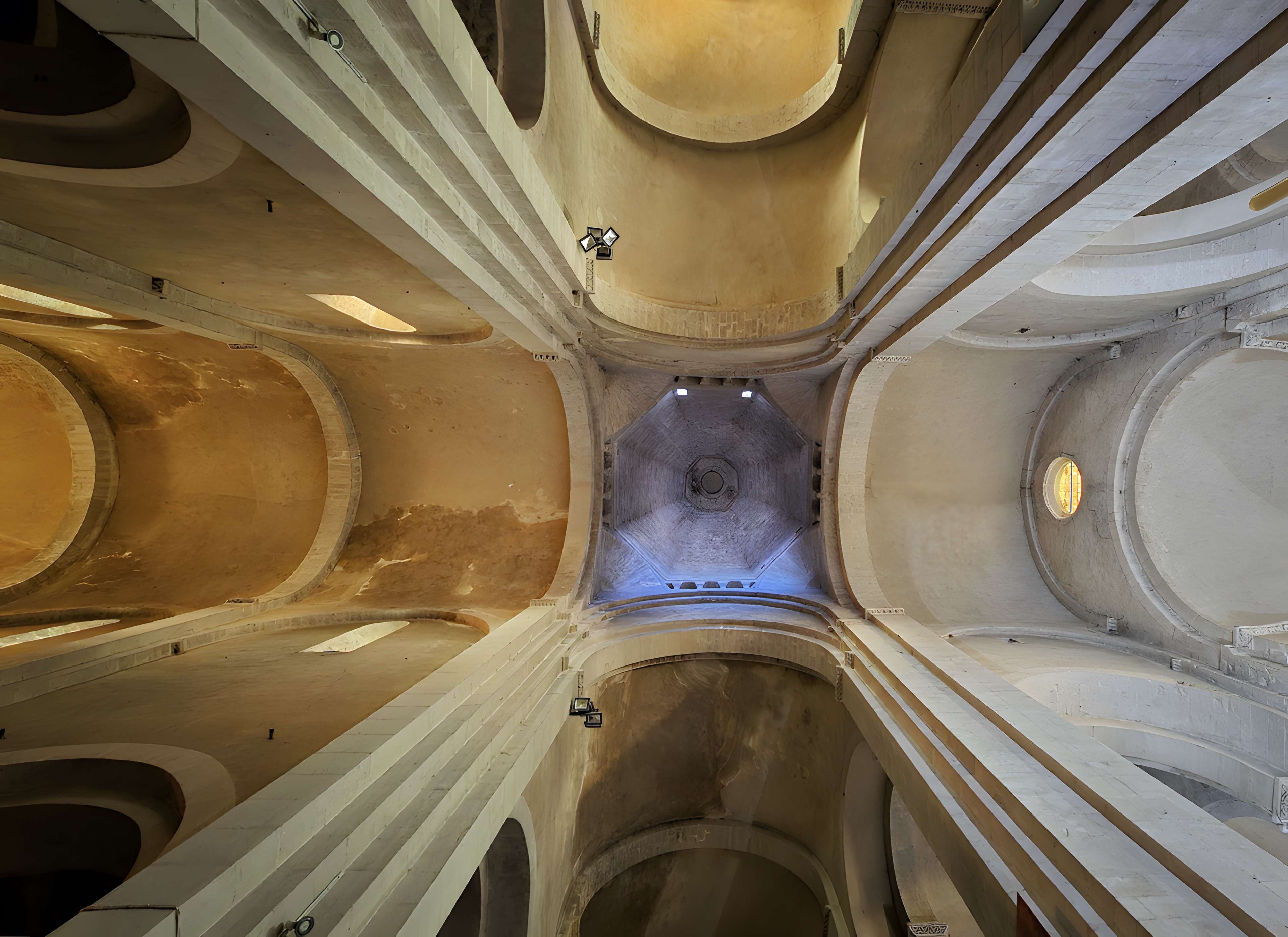 Église Saint-Andéol de Bourg-Saint-Andéol