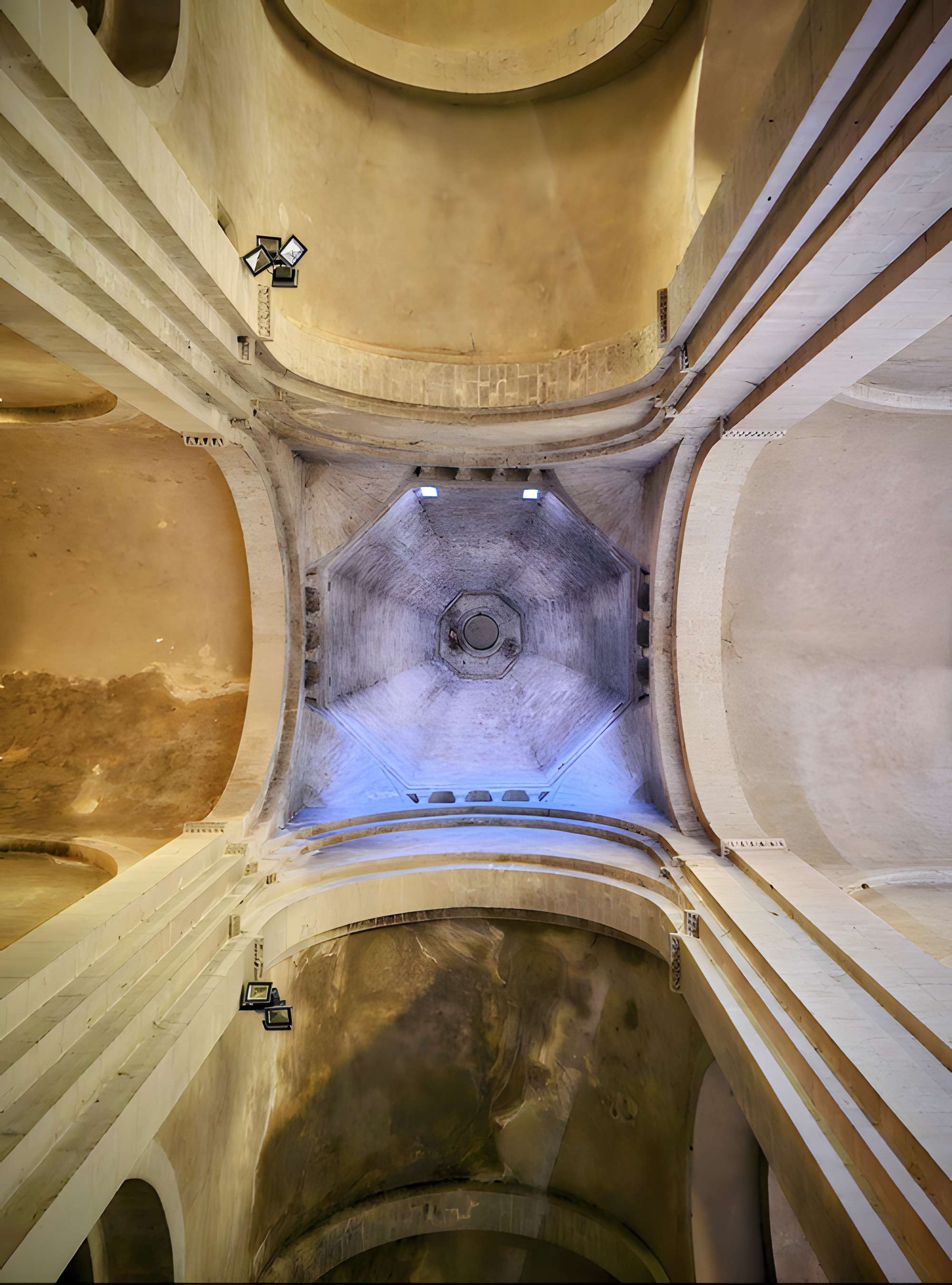 Église Saint-Andéol de Bourg-Saint-Andéol