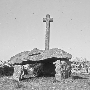 Dolmen de Cruz-Menquen à Carnac