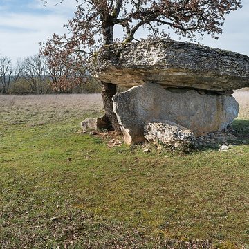 Dolmen de Ferrières-Haut à Limogne-en-Quercy