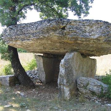 Dolmen de Ferrières-Haut à Limogne-en-Quercy