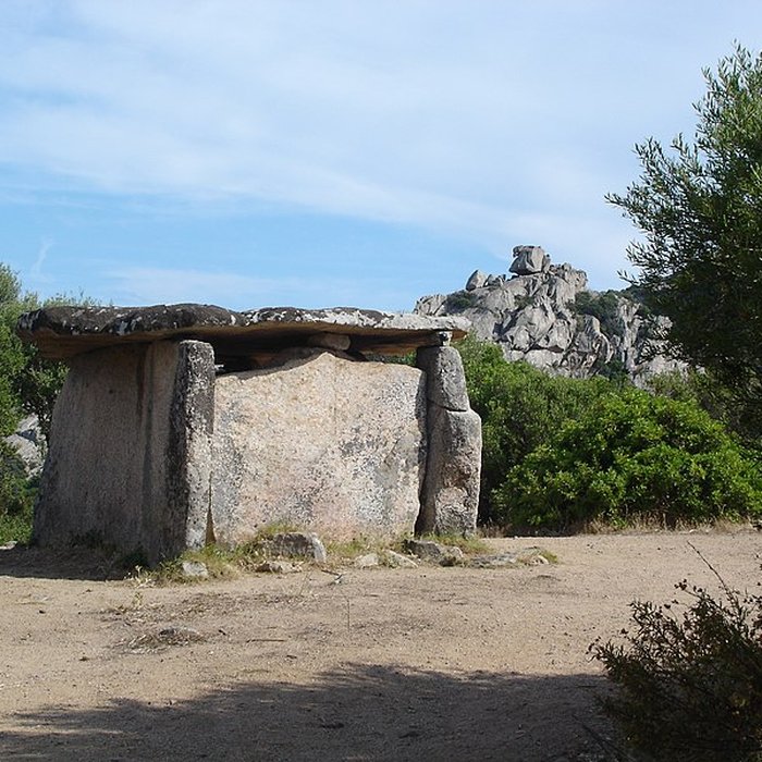 Photo de Dolmen de Funtanaccia à Sartène