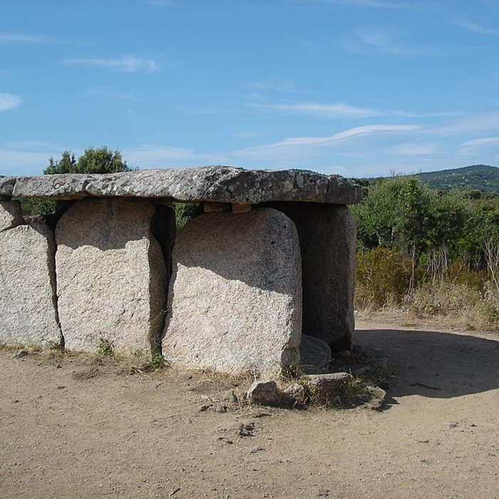 Photo de Dolmen de Funtanaccia à Sartène